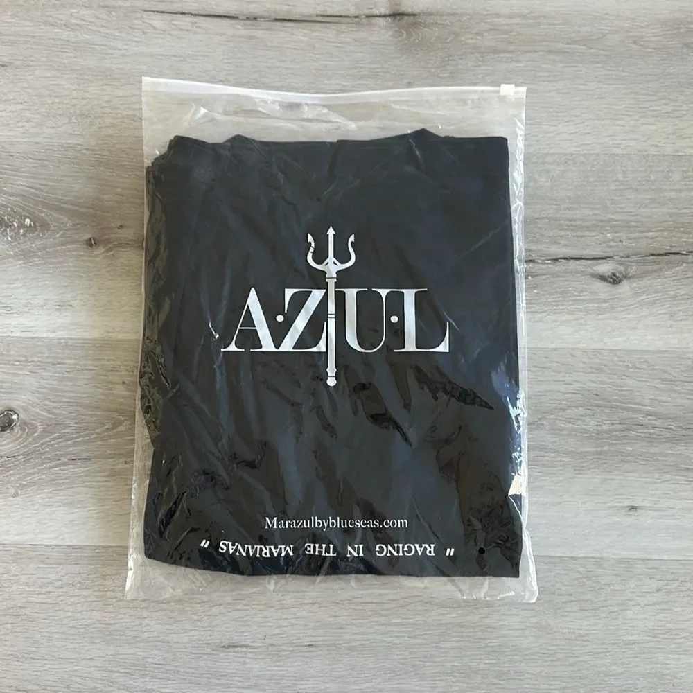 Azul Midnight Zone Black XL NWT IN PACKAGE‎